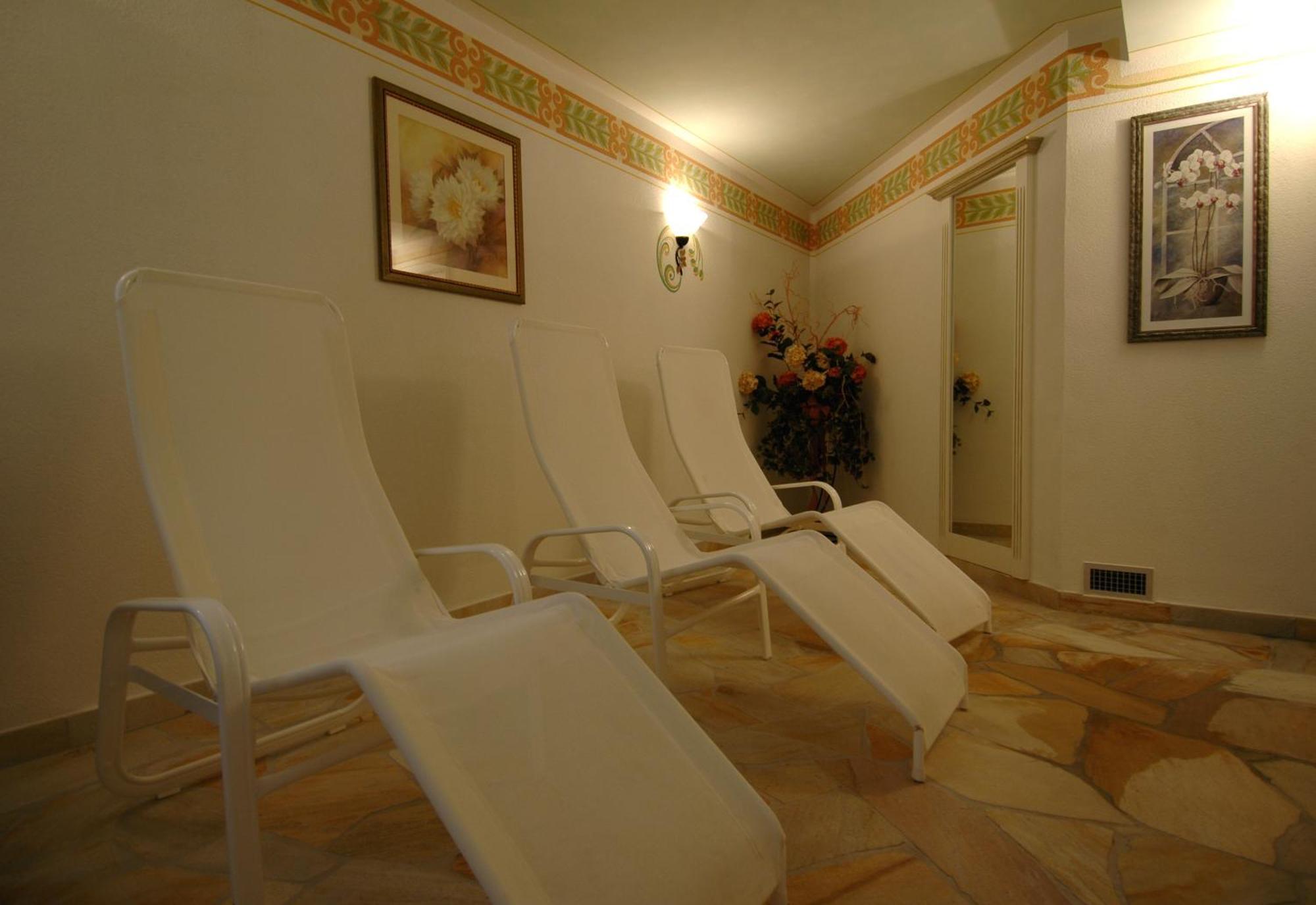 Residence Pez Gajard ซานมาร์ตีโนดีกัสตรอสซา ภายนอก รูปภาพ